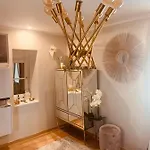Luxury Palace No1 *
