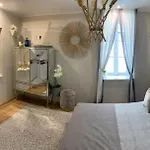 Luxury Palace No1 *
