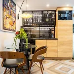 Luxury Palace No1 아파트