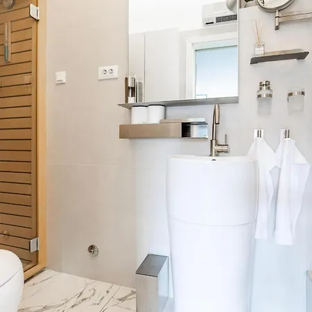 Apartamento Luxury Palace No1 *