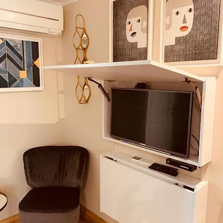 Luxury Palace No1 Apartment