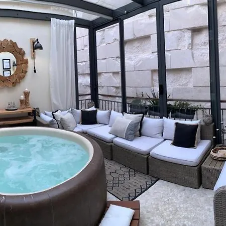 Apartment Luxury Palace No1 *