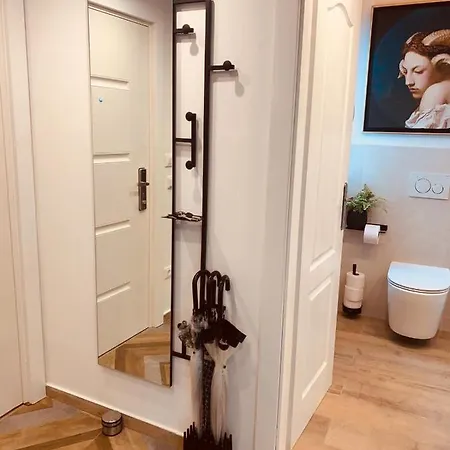 Luxury Palace No1 Apartment